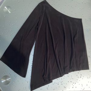 Green Envelope One Shoulder Flare Blouse Size XS